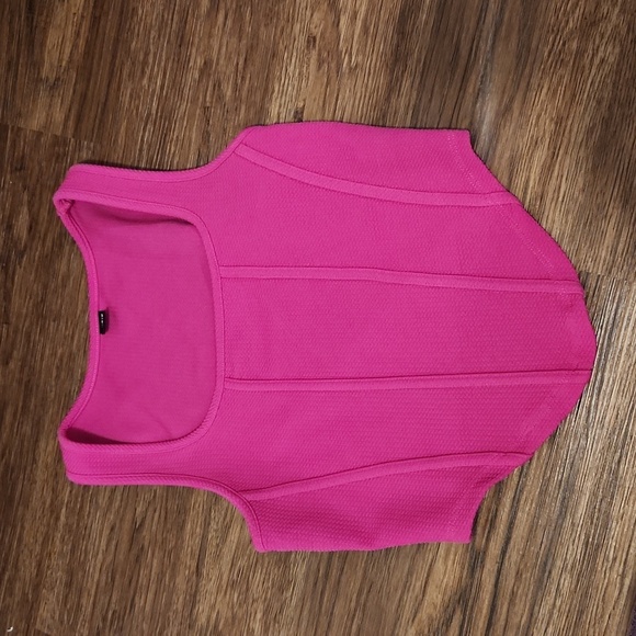 Pink shein tank - Picture 1 of 3